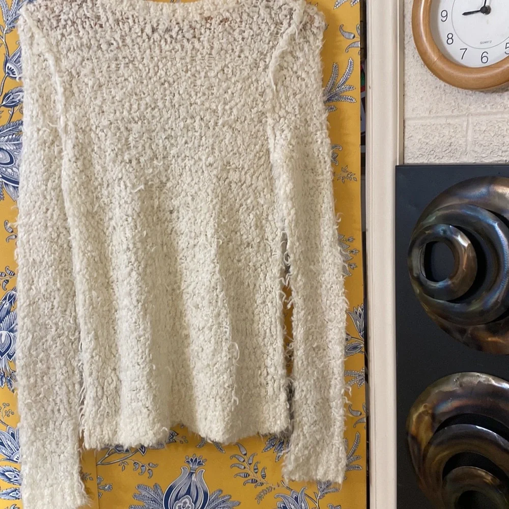 FREE PEOPLE M fuzzy funky white winter wool blend sweater